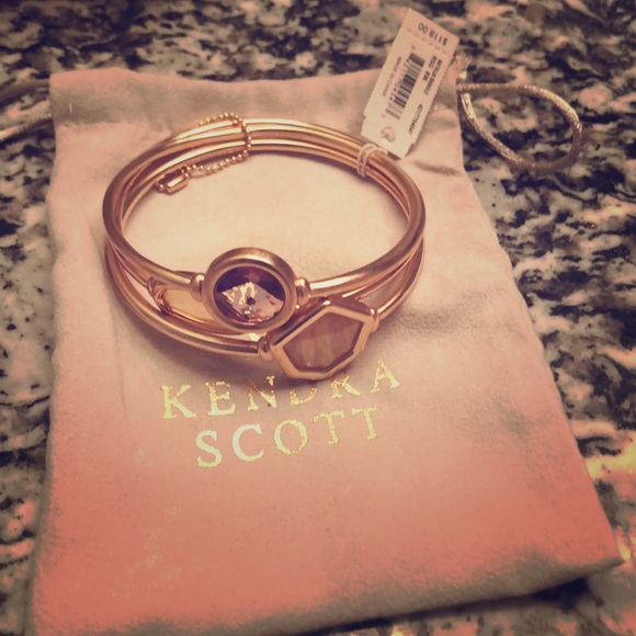 Kendra Scott Jewelry - NWT Kendra Scott Natalie Bangle in rose gold